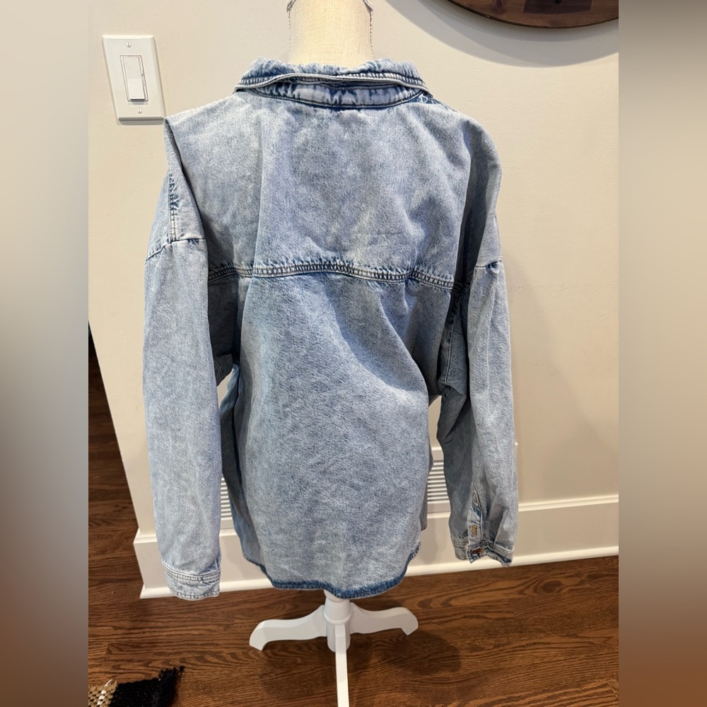 Woman’s Size 3X Jean jacket. - Picture 2 of 4